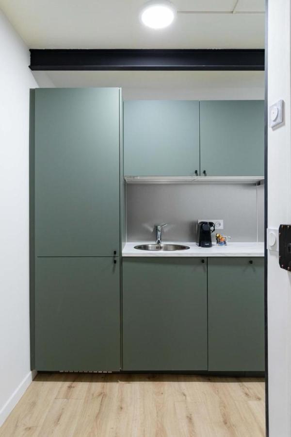 Grand T4 Avec 3Sdb - Quartier Joliette - Ideal Familles Et Groupes Marseille Exterior photo